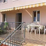 With A Parking Space Ivan Dolac, Hvar - 15483 Apartment