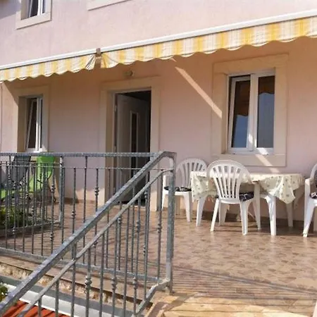 With A Parking Space Ivan Dolac, Hvar - 15483 Apartment