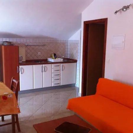 Apartman With A Parking Space Ivan Dolac, Hvar - 15483 Jelsa